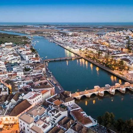 2 Bed And One Double Sofa Bed Studio In Tavira Lejlighed *