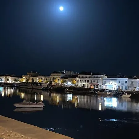 2 Bed And One Double Sofa Bed Studio In Tavira Lejlighed