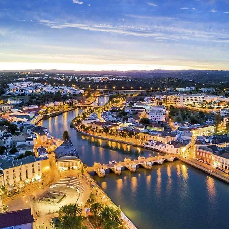 2 Bed And One Double Sofa Bed Studio In Tavira